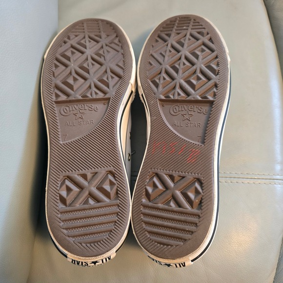 Converse Chuck Taylor All Star Lift Grey Leather Platform 565857C Women's size 9 - Picture 6 of 9